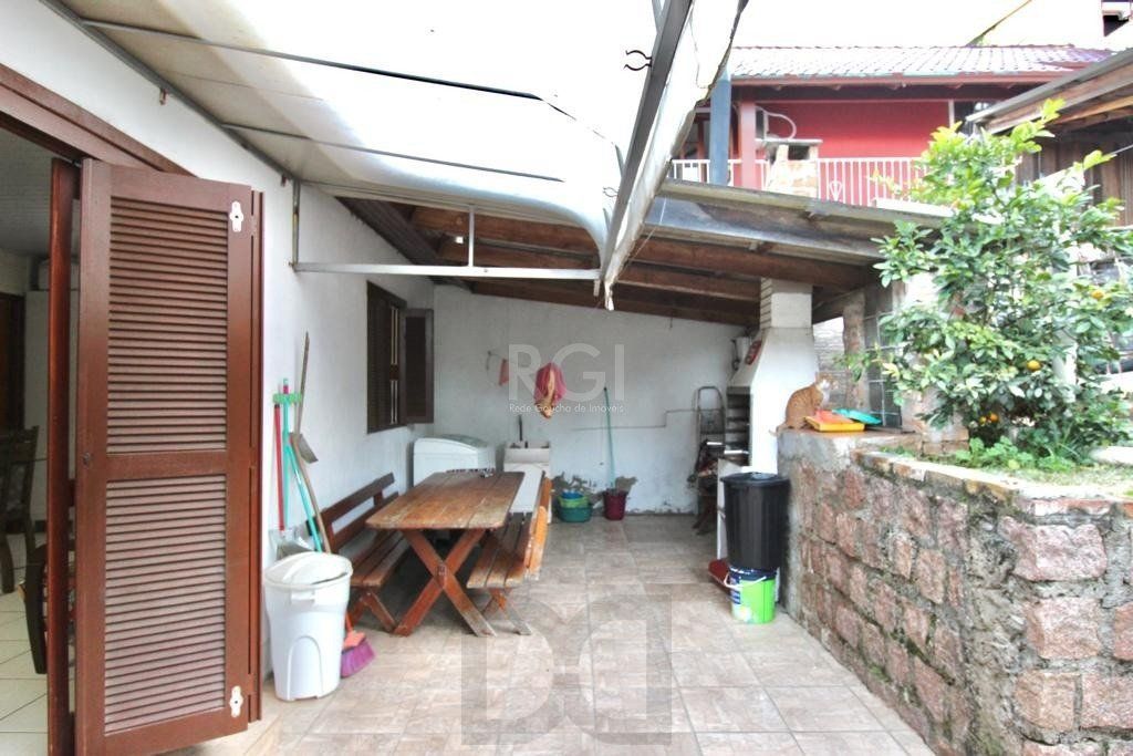 Casa para Venda - 90m², 5 dormitórios, sendo 1 suites, 5 vagas - Teresópolis — foto 13