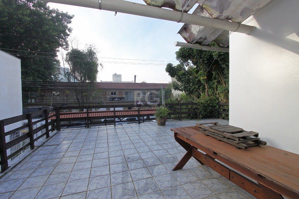 Casa para Locação/Aluguel - 240m², 4 dormitórios, 6 vagas - Nonoai — foto 17