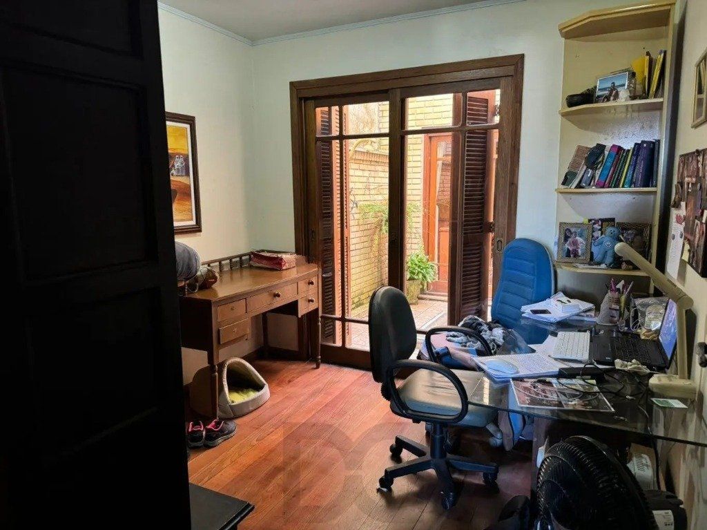 Casa com 4 dormitórios no bairro nonoai — foto 24