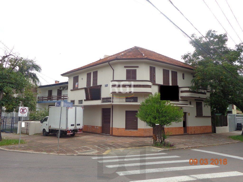 Predio para Venda - 400m², 0 dormitórios, Petrópolis — foto 1