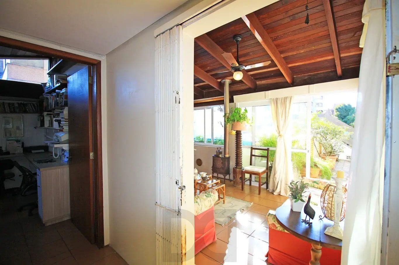 Apartamento Garden de 3 dormitórios à venda no Bairro Petrópolis. — foto 5