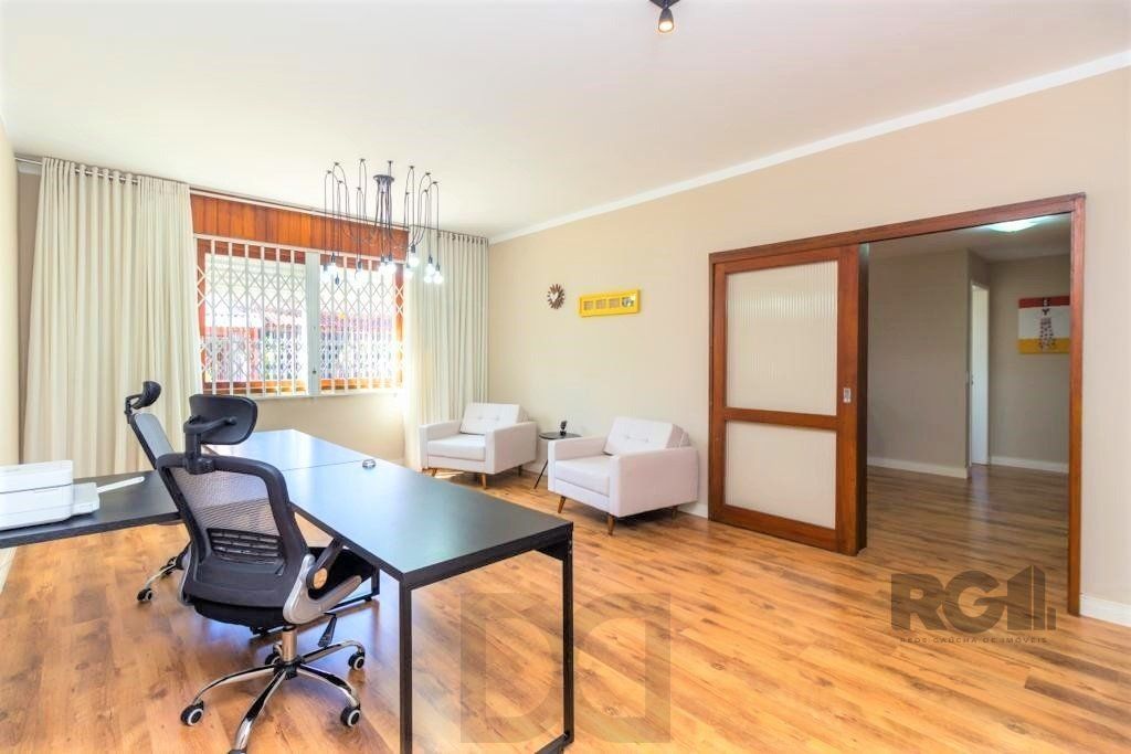 Casa de 380m², bairro Guarujá — foto 28