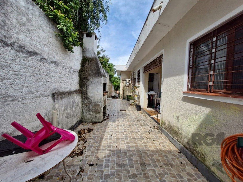 Casa 4 Dormitórios Bairro Teresópolis — foto 22