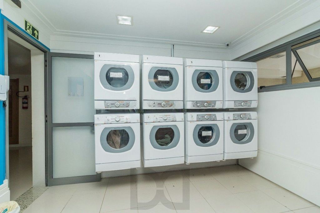 Apartamento de 1 dormitório à venda no Bairro Três Figueiras - Porto Alegre — foto 23
