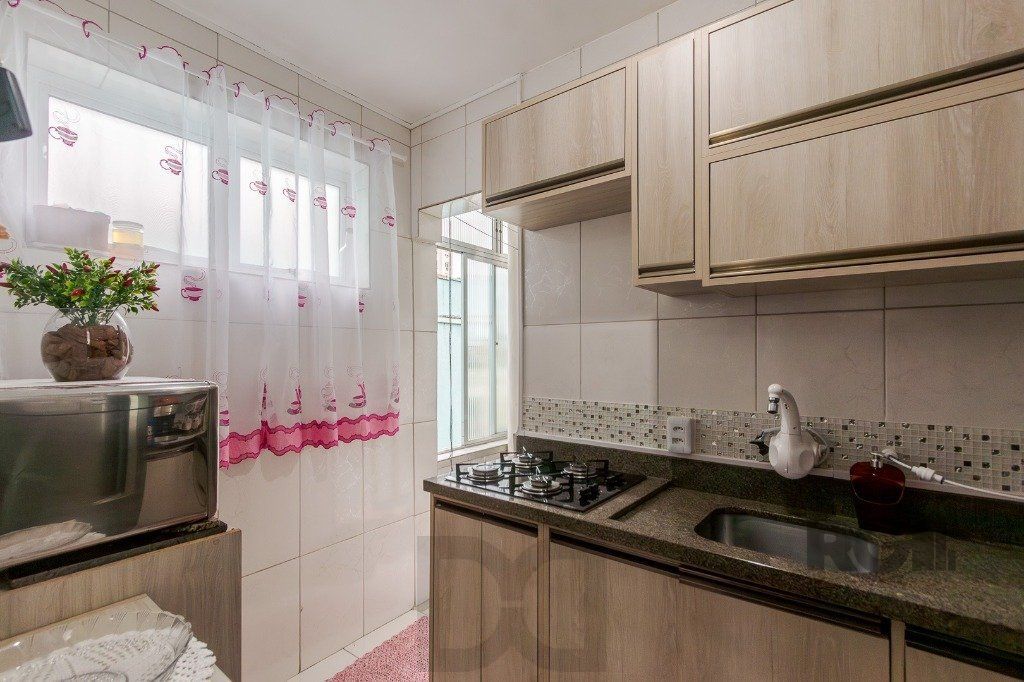 Apartamento de 02 dormitórios com vaga no Lindoia Porto Alegre /RS — foto 7