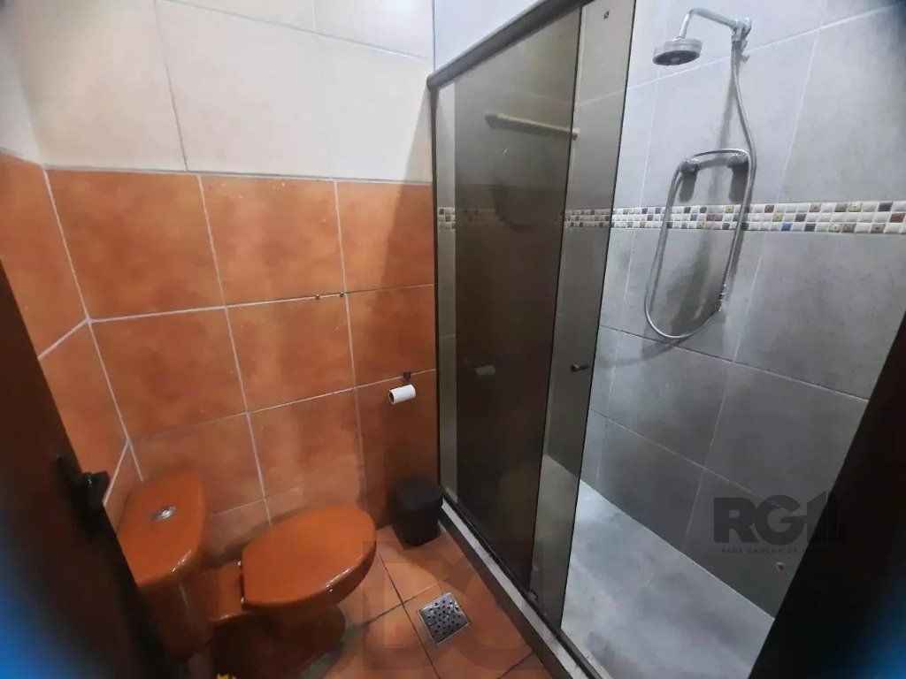 Casa de 3 dormitórios, no bairro Glória — foto 23