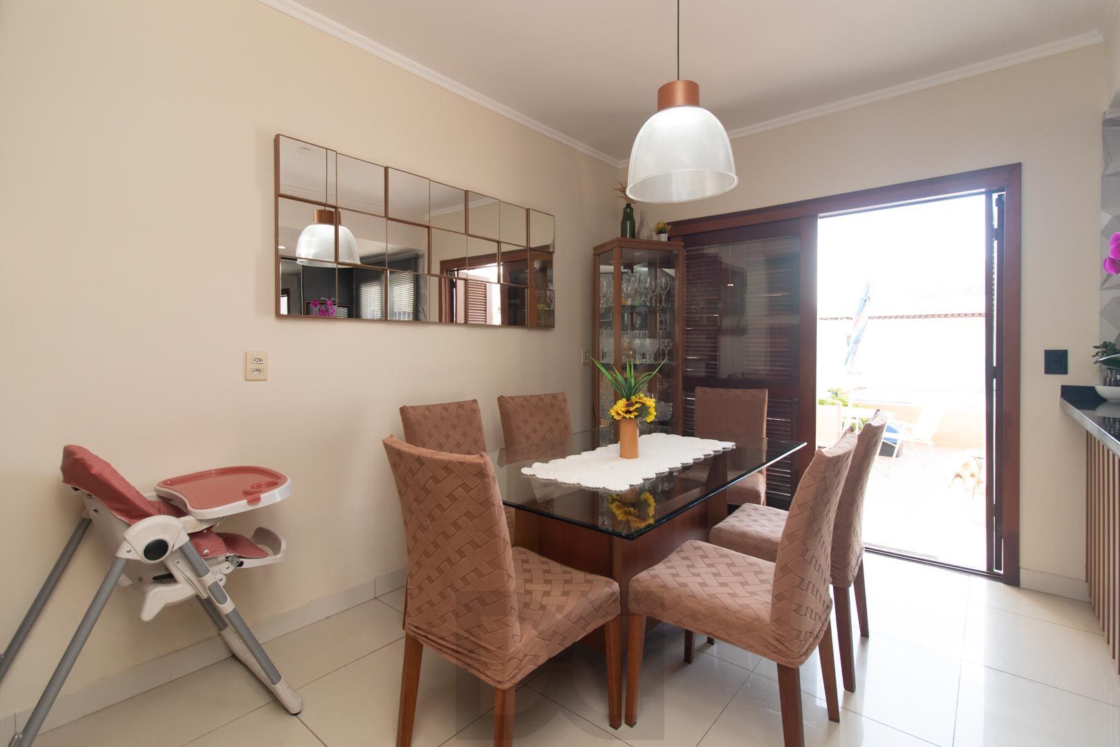 Casa de 03 dormitorios com suite e piscina no bairro Hipica - Porto alegre/Rs — foto 6
