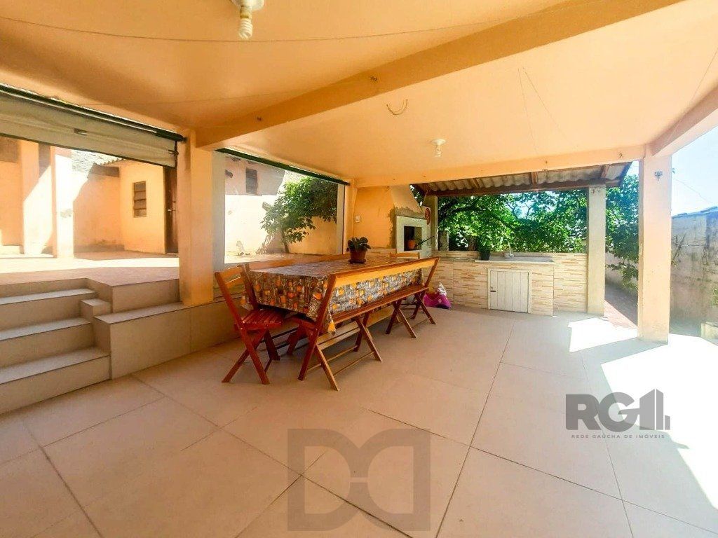 Excelente casa de 240m² com 4 dormitórios e 2 vagas. — foto 30