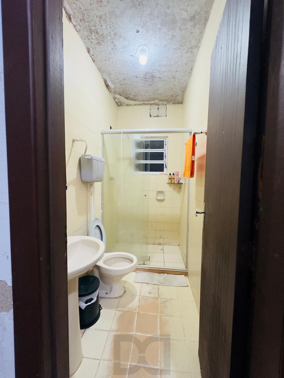 BAIXOU! Casa à Venda Bairro Glória próxima ao BOURBON SHOPPING Teresópolis. — foto 15