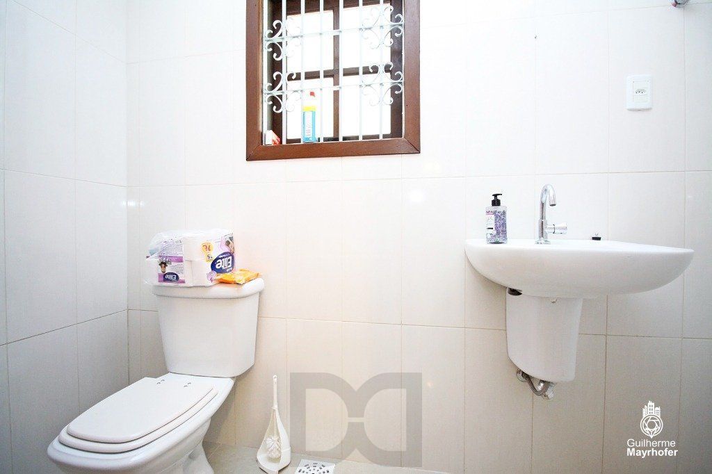 Casa para Venda - 246m², 3 dormitórios, sendo 2 suites, 3 vagas - Vila Ipiranga — foto 5