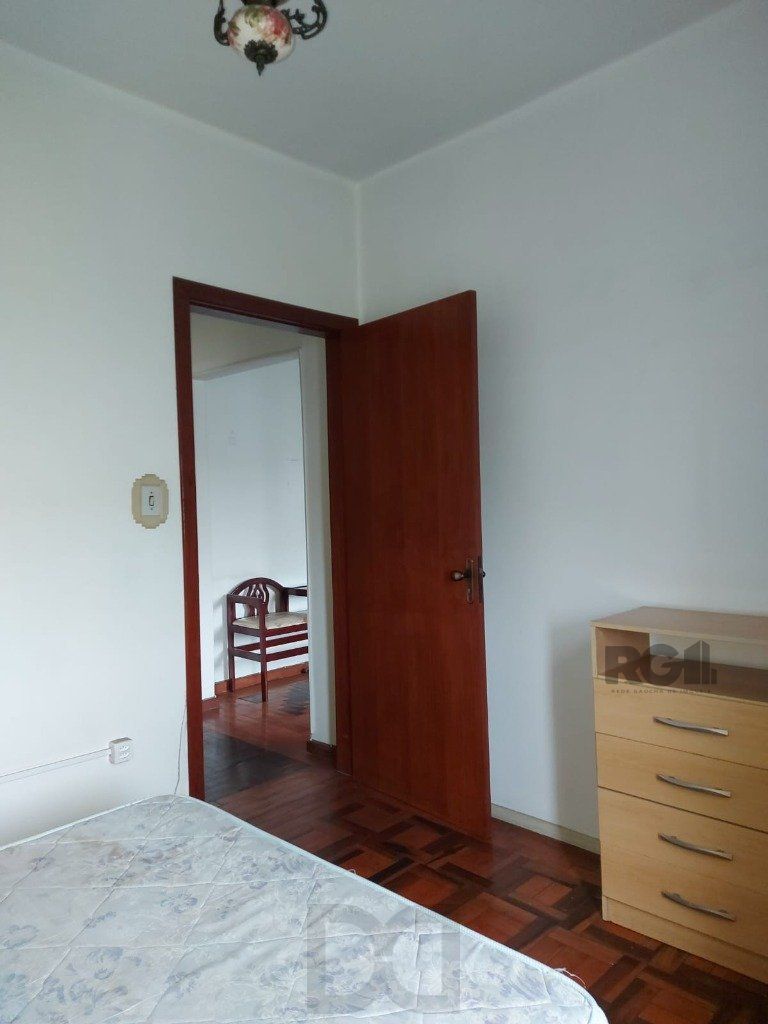Apartamento 2 dormitórios, próximo da UFRGS, PUC, Ernesto Dorneles e trasporte público. — foto 16