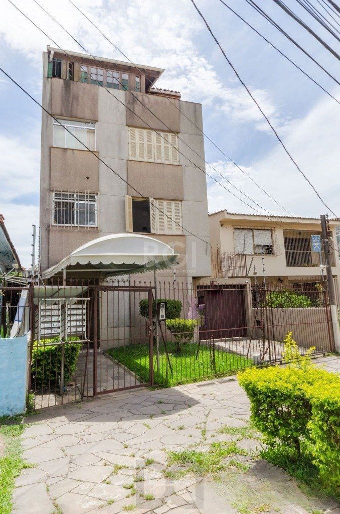 Cobertura semi mobiliada com 2 dormitórios, terraço com churrasqueira e 1 vaga de garagem no bairro Santo Antonio — foto 24