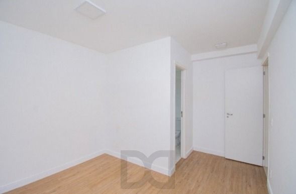 Apartamento com 3 quartos e 75m² à venda em Jardim Carvalho, Porto Alegre. — foto 9