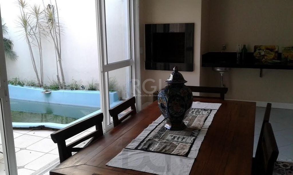 Excelente casa em condominío de 350m² com 03 dormitórios sendo 02 suítes. — foto 7