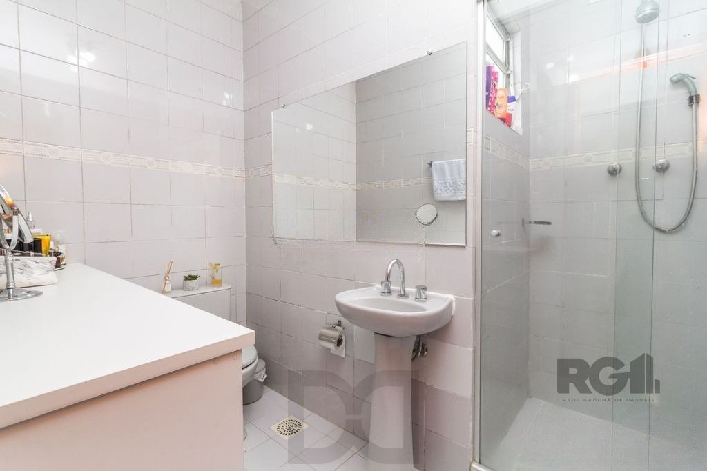 Casa 4 dormitórios no bairro Aberta dos Morros — foto 17