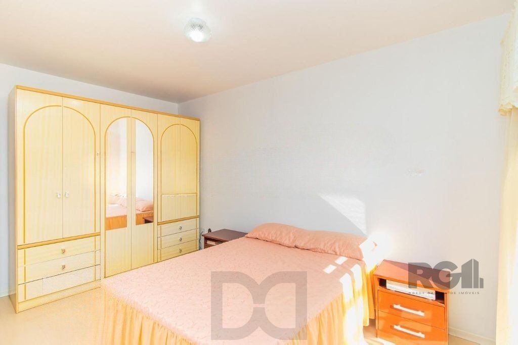 Casa de 4 dormitórios no bairro Cavalhada — foto 11