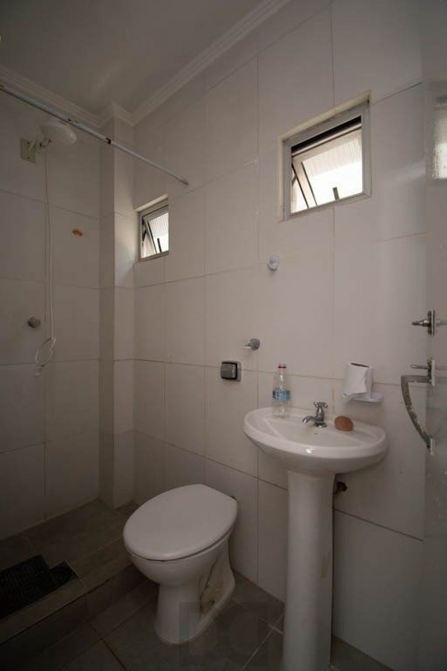 Apartamento de 3 dormitórios à venda no Bairro Centro Histórico, Porto Alegre. — foto 28