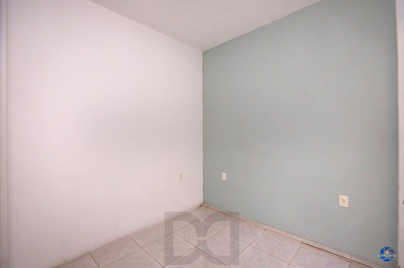Casa com Edícula nos fundos, total de 5 dormitórios no Bairro gloria. — foto 48