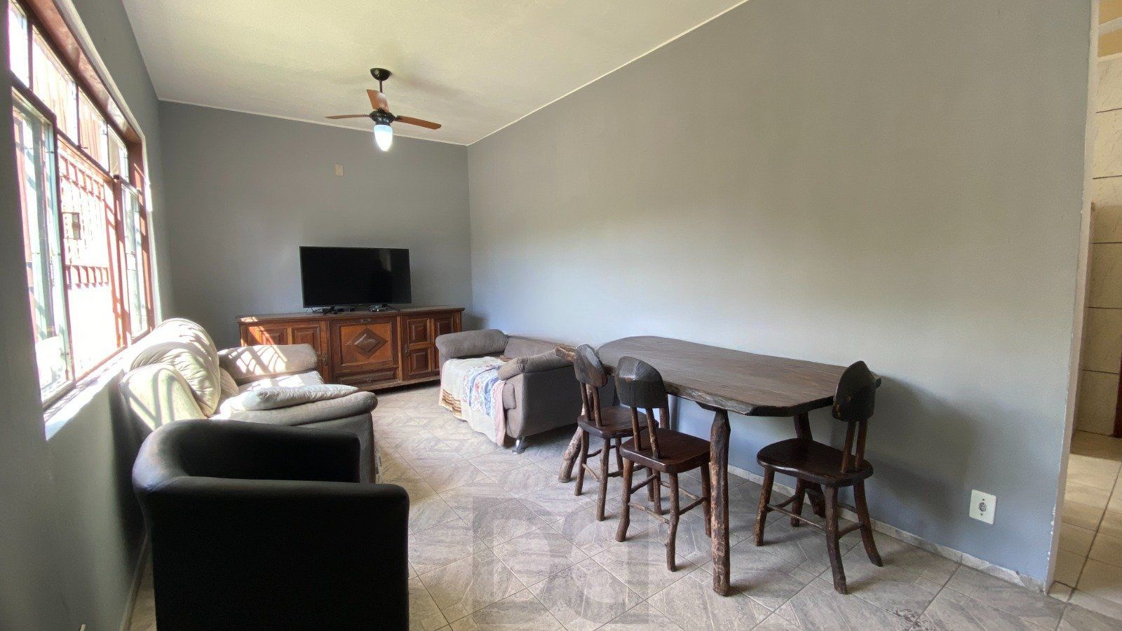 Casa de 3 dormitórios no bairro Jardim Itu — foto 3