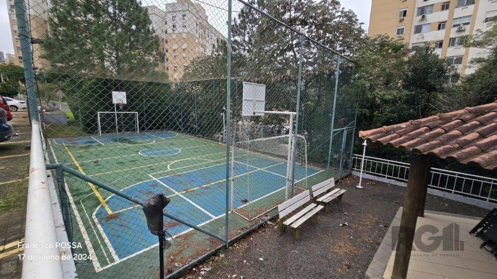 Apartamento com 2 dormitórios no bairro Jardim Carvalho — foto 26