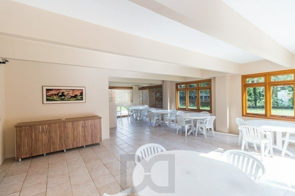 Apartamento de 4 dormitórios e 184m² à venda em Menino Deus, Porto Alegre. — foto 26