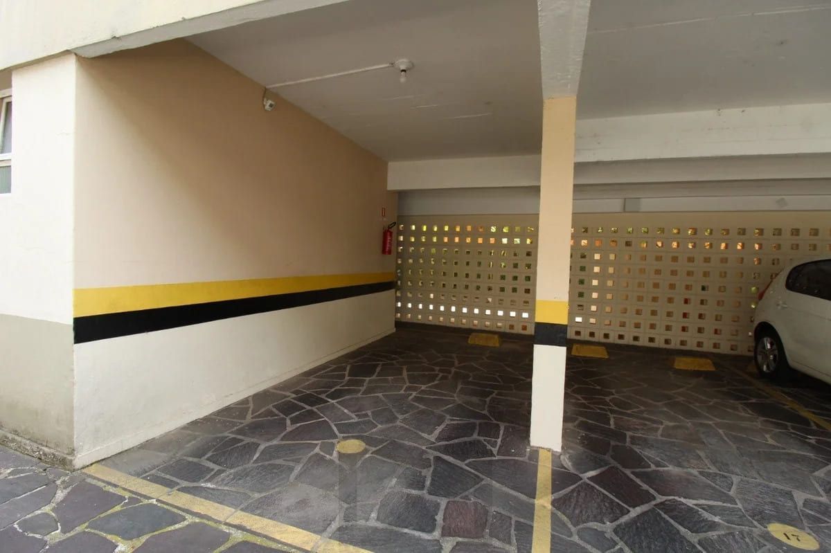 Apartamento de 3 dormitorios, à venda em Petrópolis, Porto Alegre. — foto 17