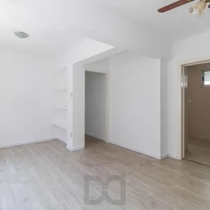 Apartamento com 2 dormitorios à venda no Bairro Partenon — foto 2