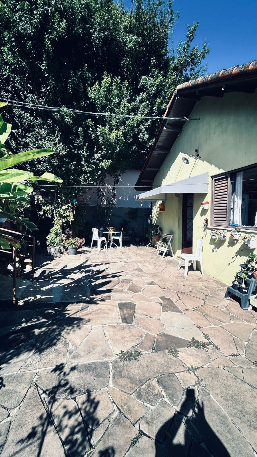 Casa com 2 dormitórios e edícula nos fundos no Bairro Nonoai — foto 14