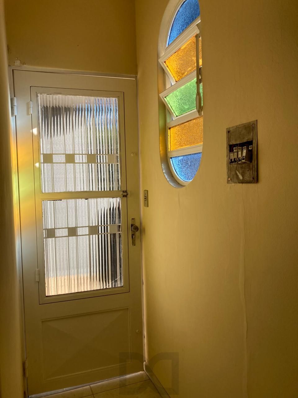 Casa 3 dormitórios, 3 banheiros, bairro Teresópolis. — foto 7