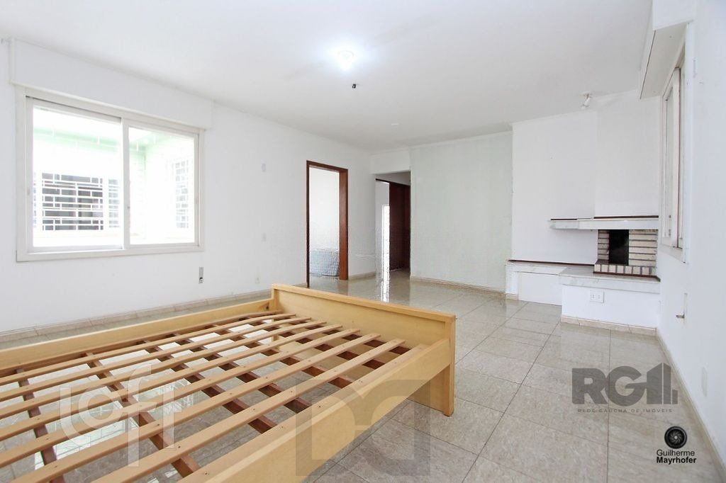 Casa com 5 suítes, 7 banheiros, 4 vagas no bairro Partenon — foto 26
