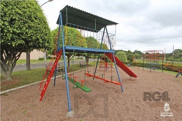 Casa em condomínio 111m² - 3 dormitórios sendo 1 suíte e 4 vagas no bairro Espirito Santo — foto 22