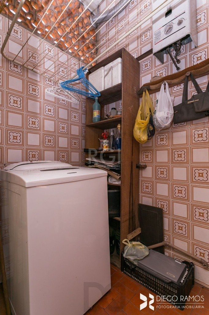 Casa para Venda - 198m², 3 dormitórios, sendo 1 suites, 4 vagas - Petrópolis — foto 23