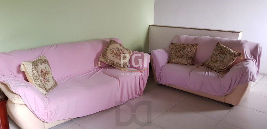 Casa para Venda - 300m², 4 dormitórios, sendo 2 suites, 4 vagas - Medianeira — foto 4