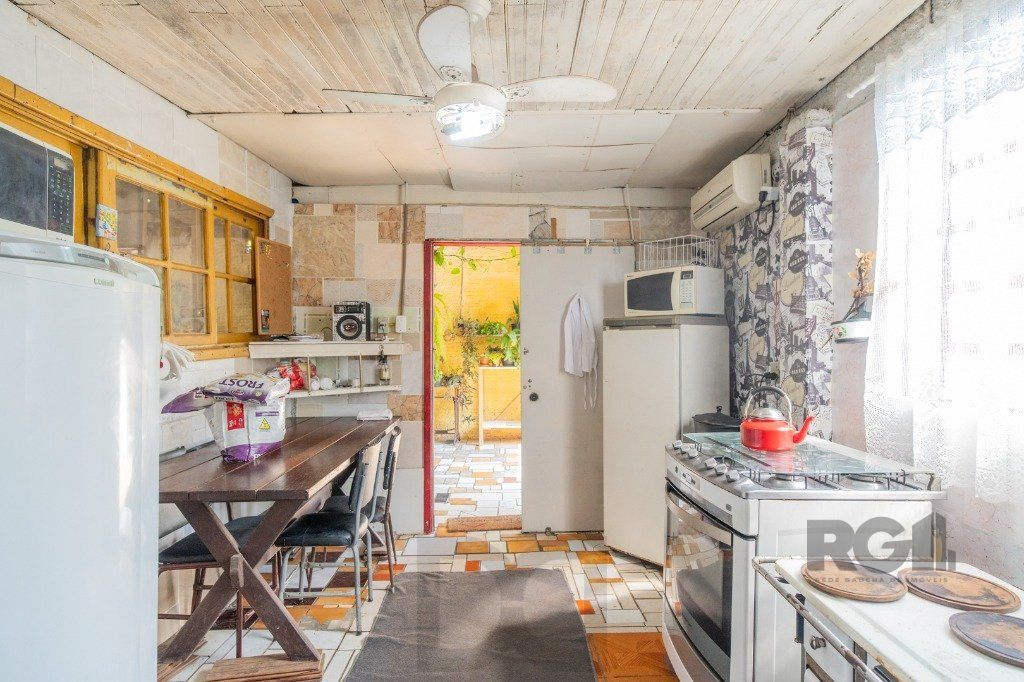 Casa de 2 Dormitório(s) Bairro Nonoai - Porto Alegre — foto 33