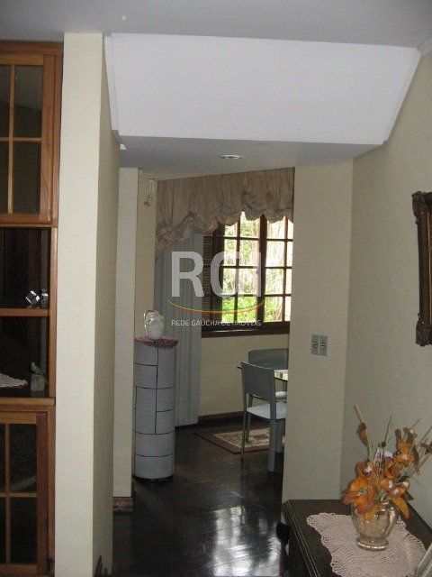 Casa para Venda - 260m², 3 dormitórios, sendo 1 suites, 7 vagas - Nonoai — foto 23