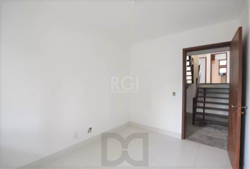 Casa para Venda - 267m², 4 dormitórios, sendo 1 suites, 2 vagas - Tristeza — foto 28