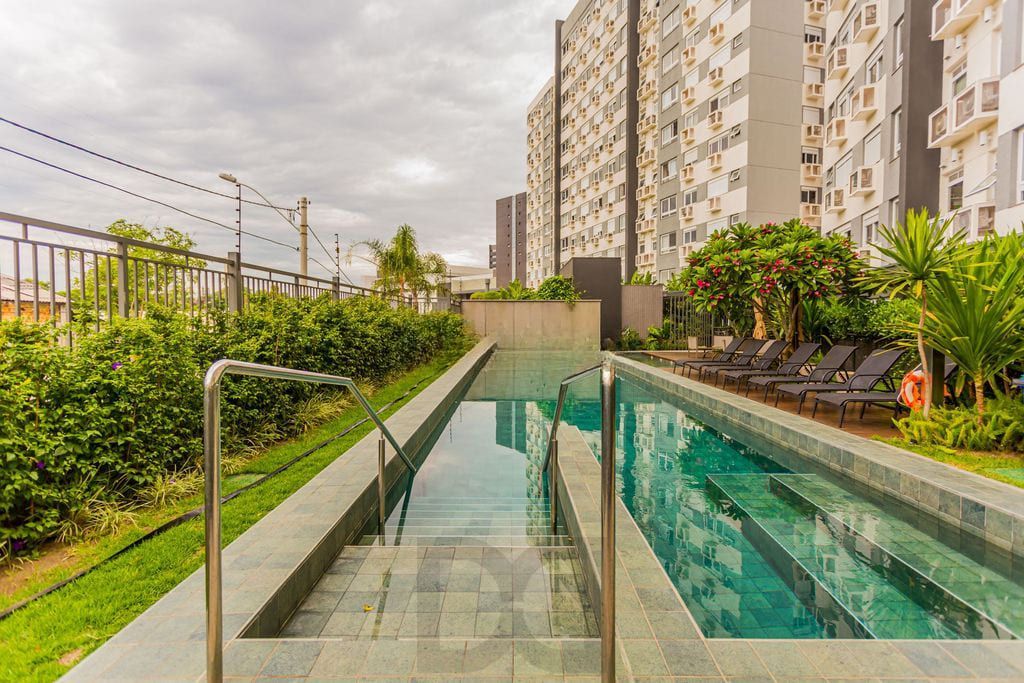 Apartamento 3 dormitórios à venda Avenida Teresópolis — foto 1
