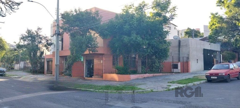 Casa residencial/comercial Bairro Teresópolis — foto 1