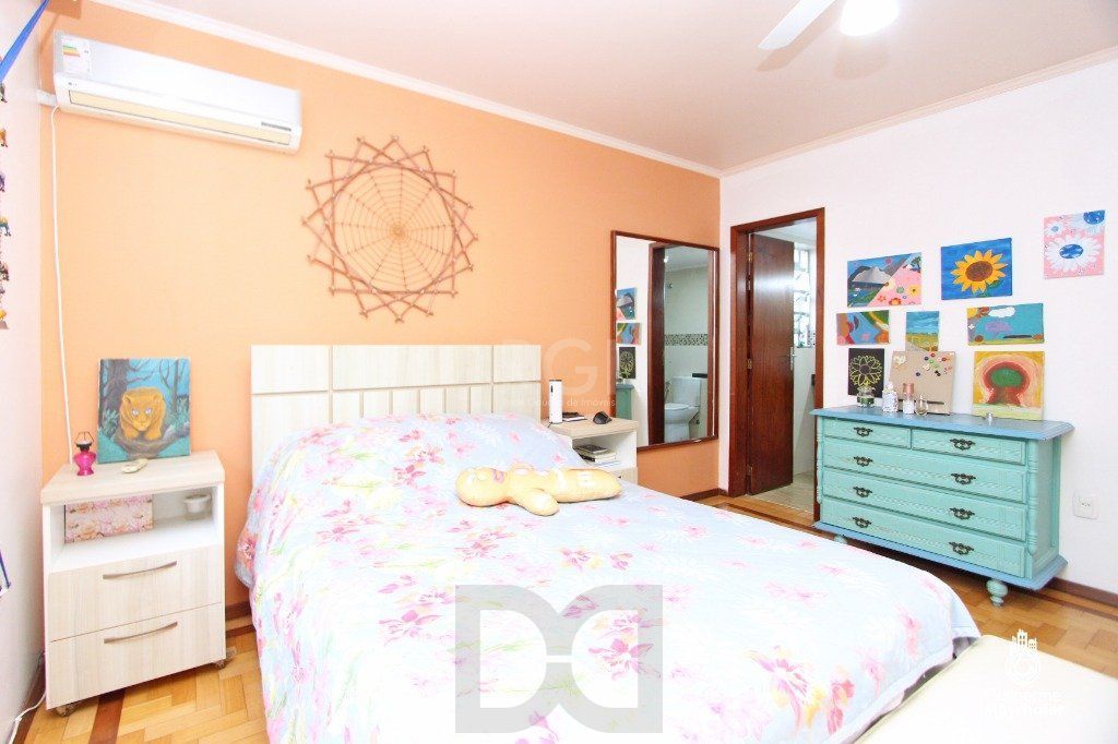 Casa para Venda - 500m², 5 dormitórios, sendo 2 suites, 5 vagas - Menino Deus — foto 23
