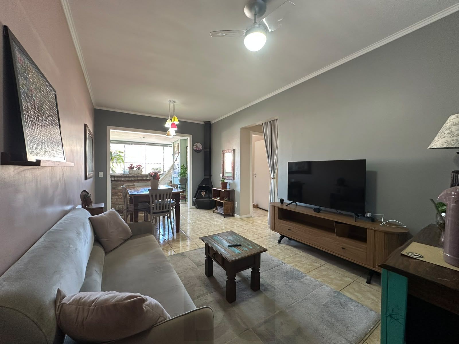 Apartamento de 2 dormitórios, no bairro Teresópolis. — foto 3