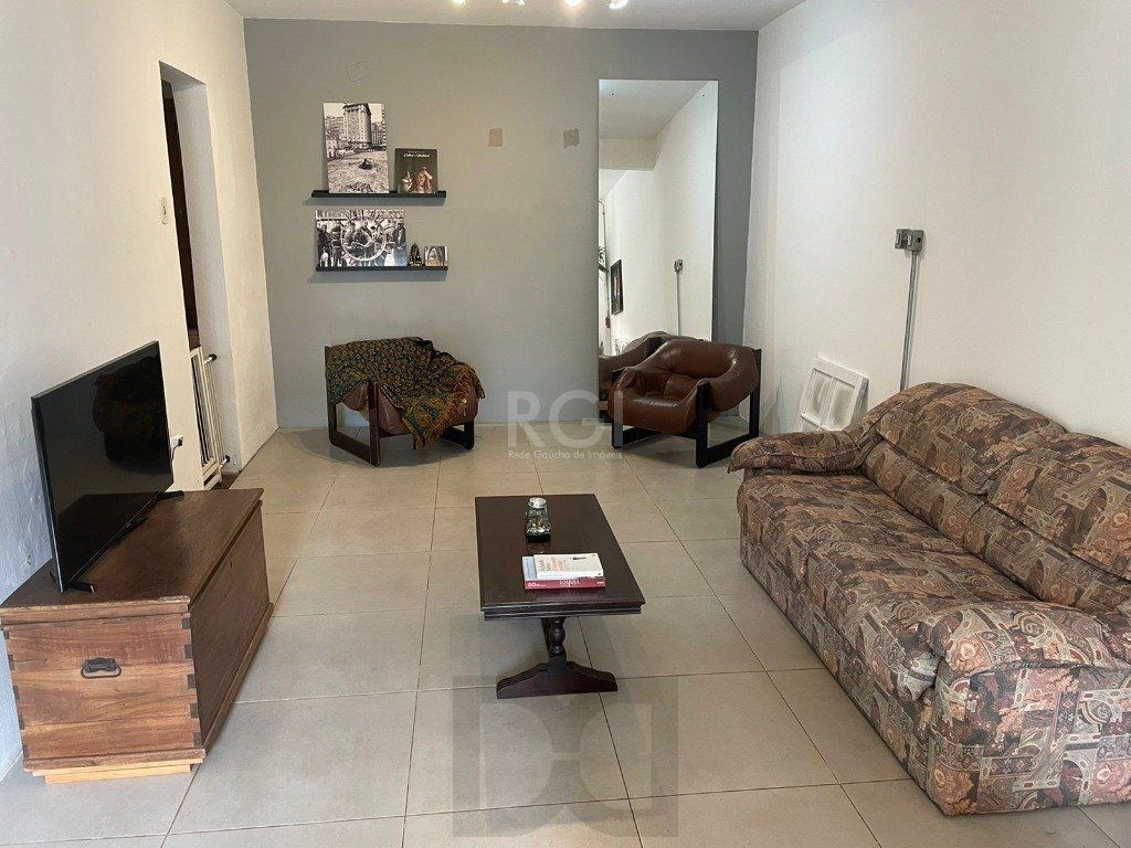 Casa para Venda - 260m², 3 dormitórios, sendo 2 suites, 2 vagas - Nonoai — foto 14