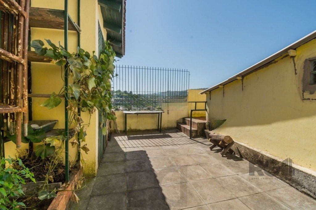 Casa com 5 dormitórios no bairro Jardim Sabará — foto 10