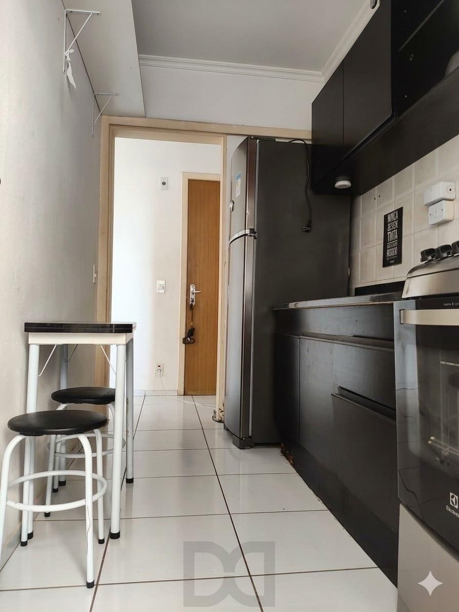 APTO DE 1 DORM, EM ANDAR ALTO, BEM ILUMINADO E AREJADO. PROXIMO À TERCEIRA PERIMETRAL — foto 9
