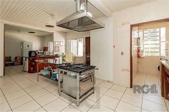 casa de 260m², bairro Costa e Silva — foto 12