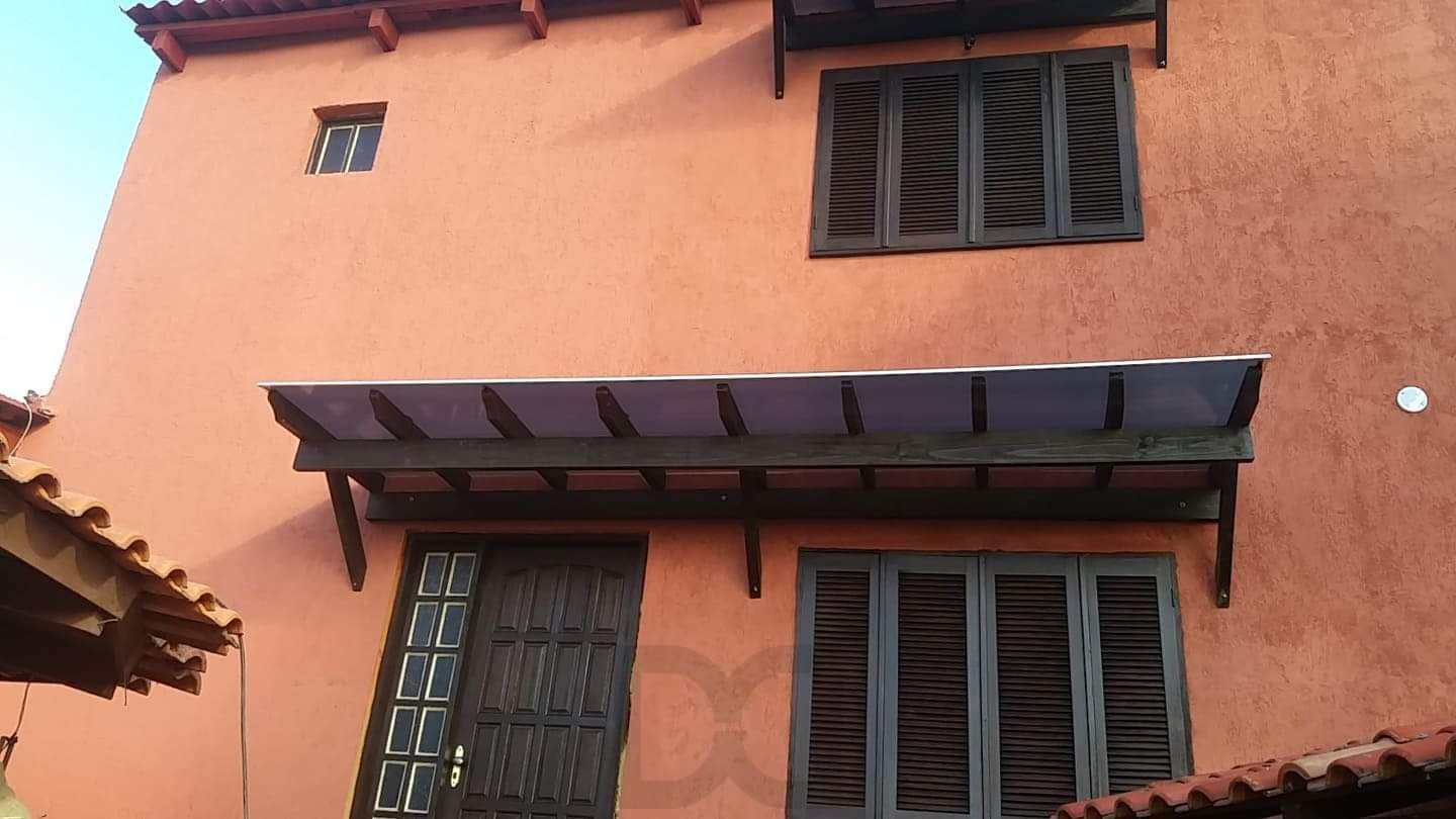 Casa à venda com piscina no bairro Glória, Zona Sul de Porto Alegre – 207m² construídos, pátio amplo e excelente potencial residencial — foto 3