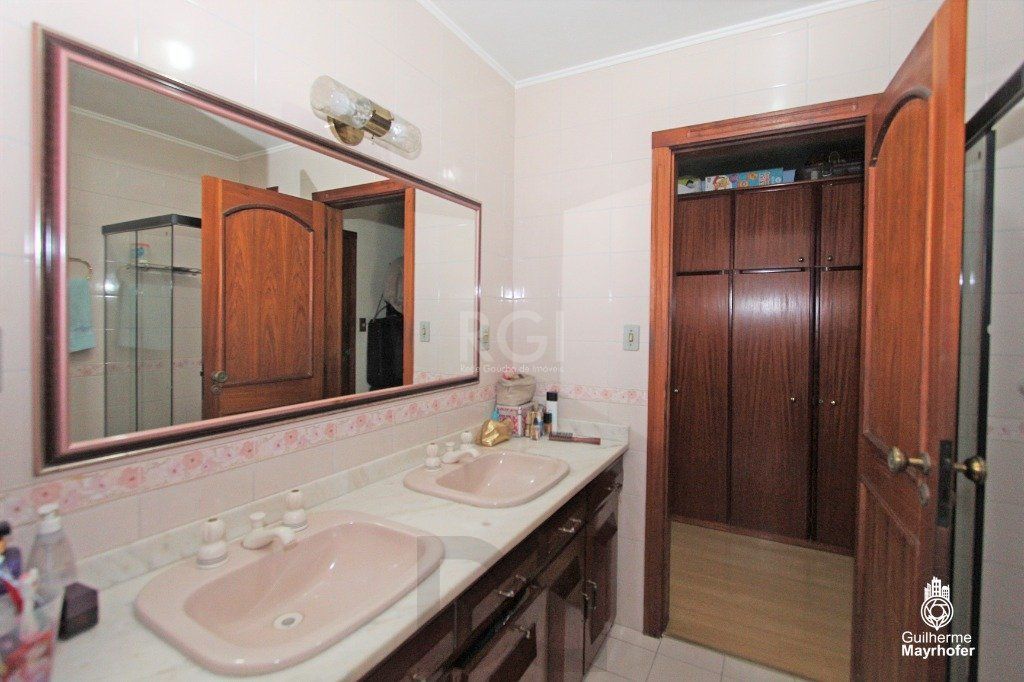 Casa para Venda - 326m², 3 dormitórios, sendo 3 suites, 4 vagas - Glória — foto 27