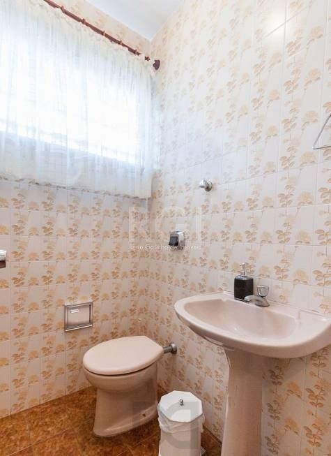 Casa para Venda - 327m², 4 dormitórios, sendo 1 suites, 3 vagas - Chácara das Pedras — foto 28