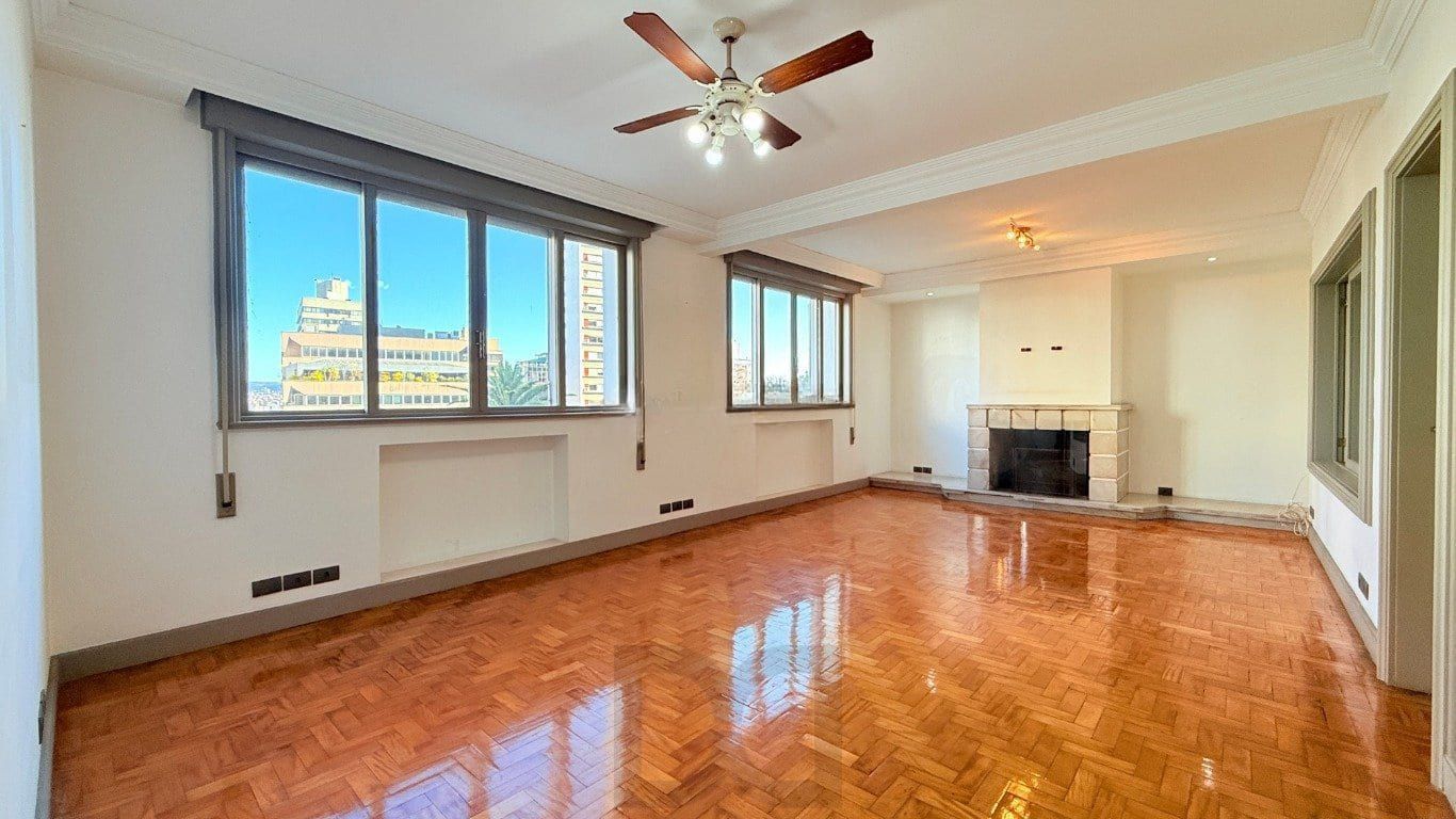 Apartamento de 3 dormitórios à venda em Independência, Porto Alegre — foto 1