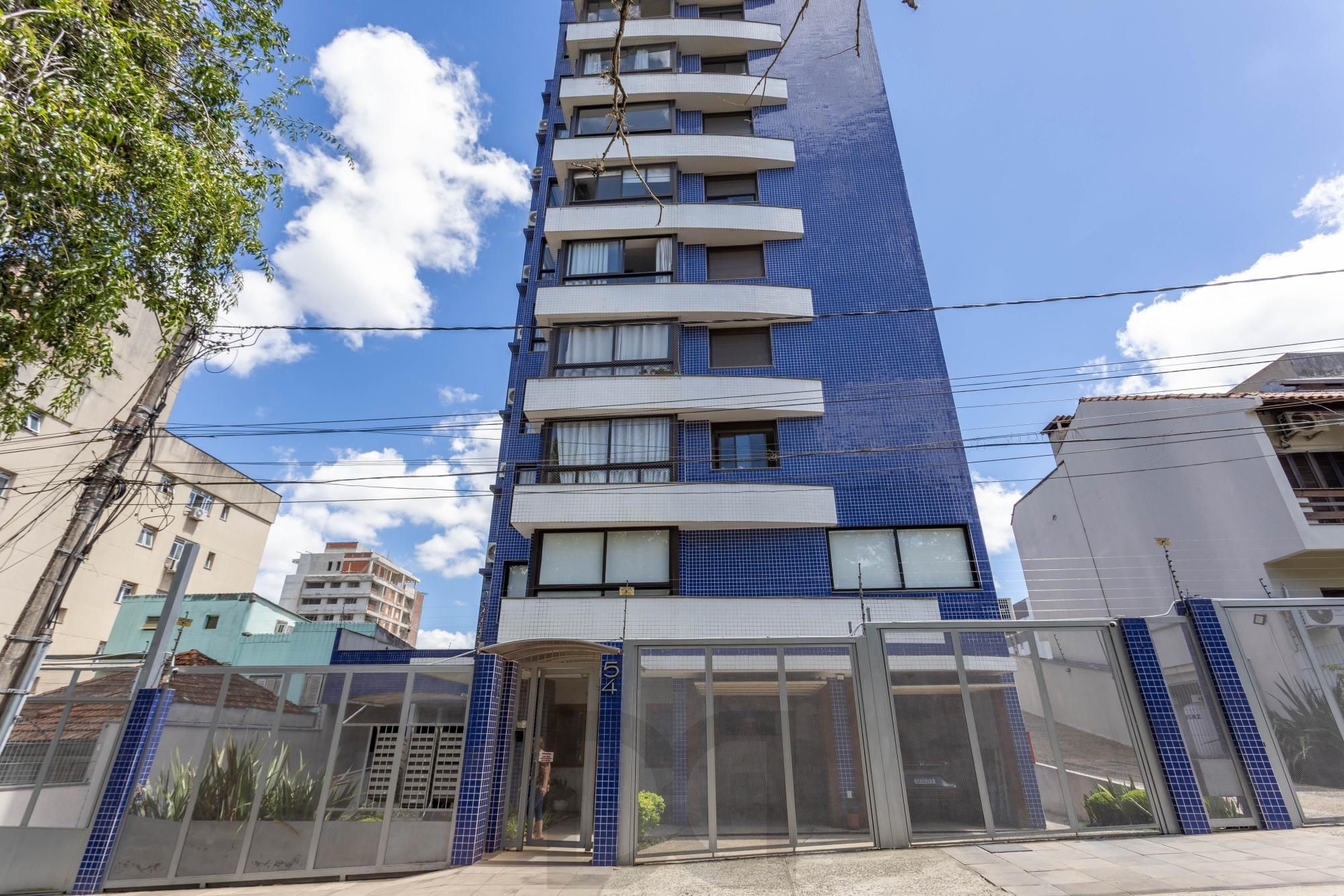 Apartamento à Venda com 2 Dormitórios (1 Suíte) e 2 Vagas Cobertas - Vila Ipiranga, Porto Alegre/RS — foto 30