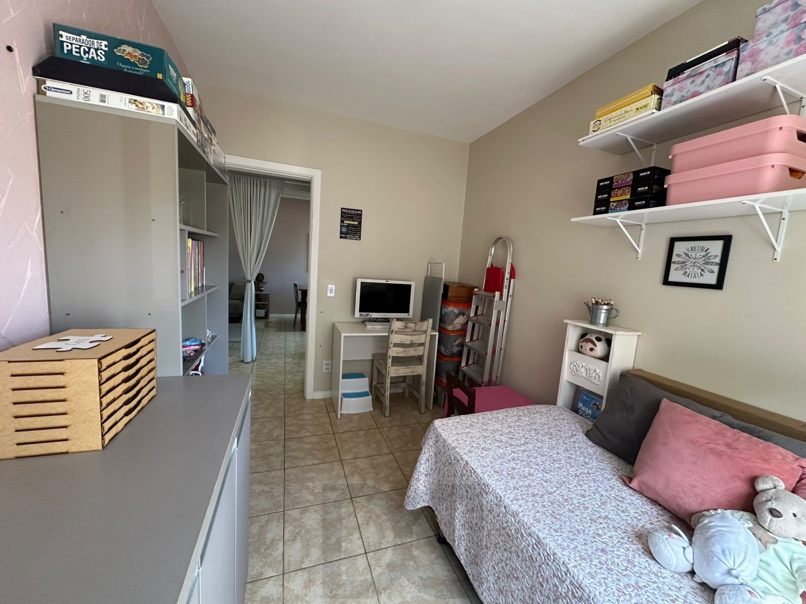 Apartamento de 2 dormitórios, no bairro Teresópolis. — foto 11